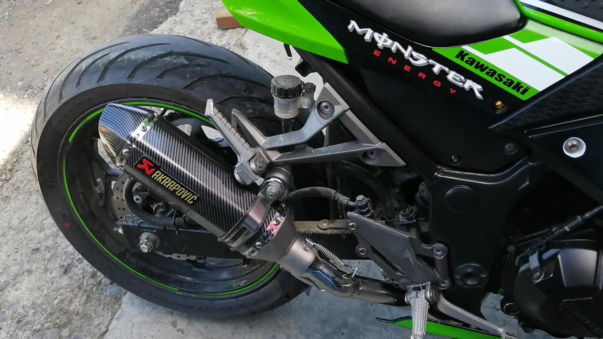 KAWASAKI Ninja 250 Z300 Motorcycle Slip On Exhaust Muffler OEM