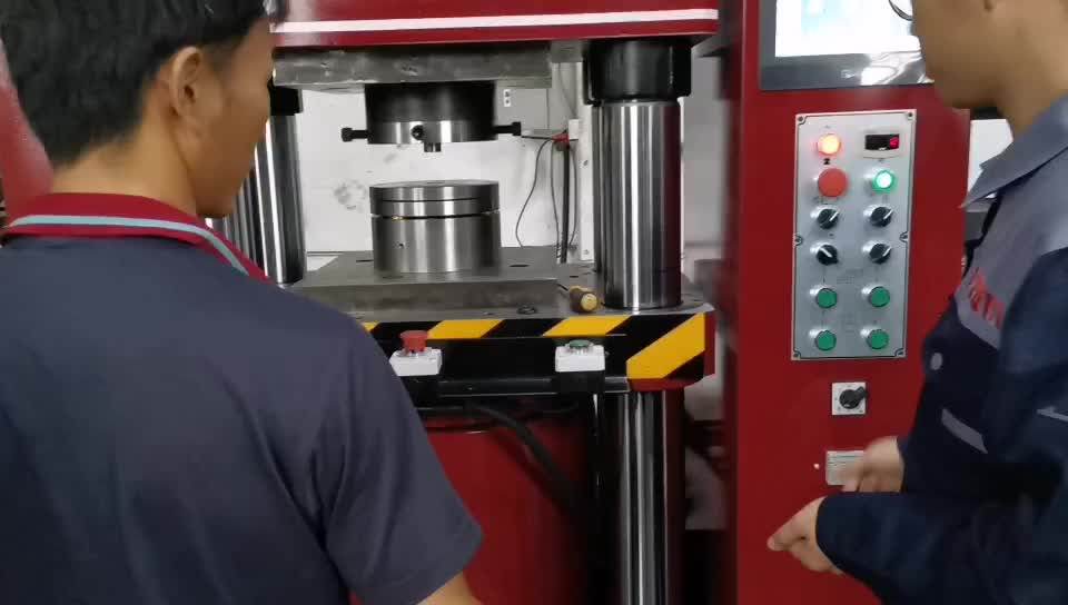 China High Productivity Souvenir Coin Minting Machine Medal Stamping