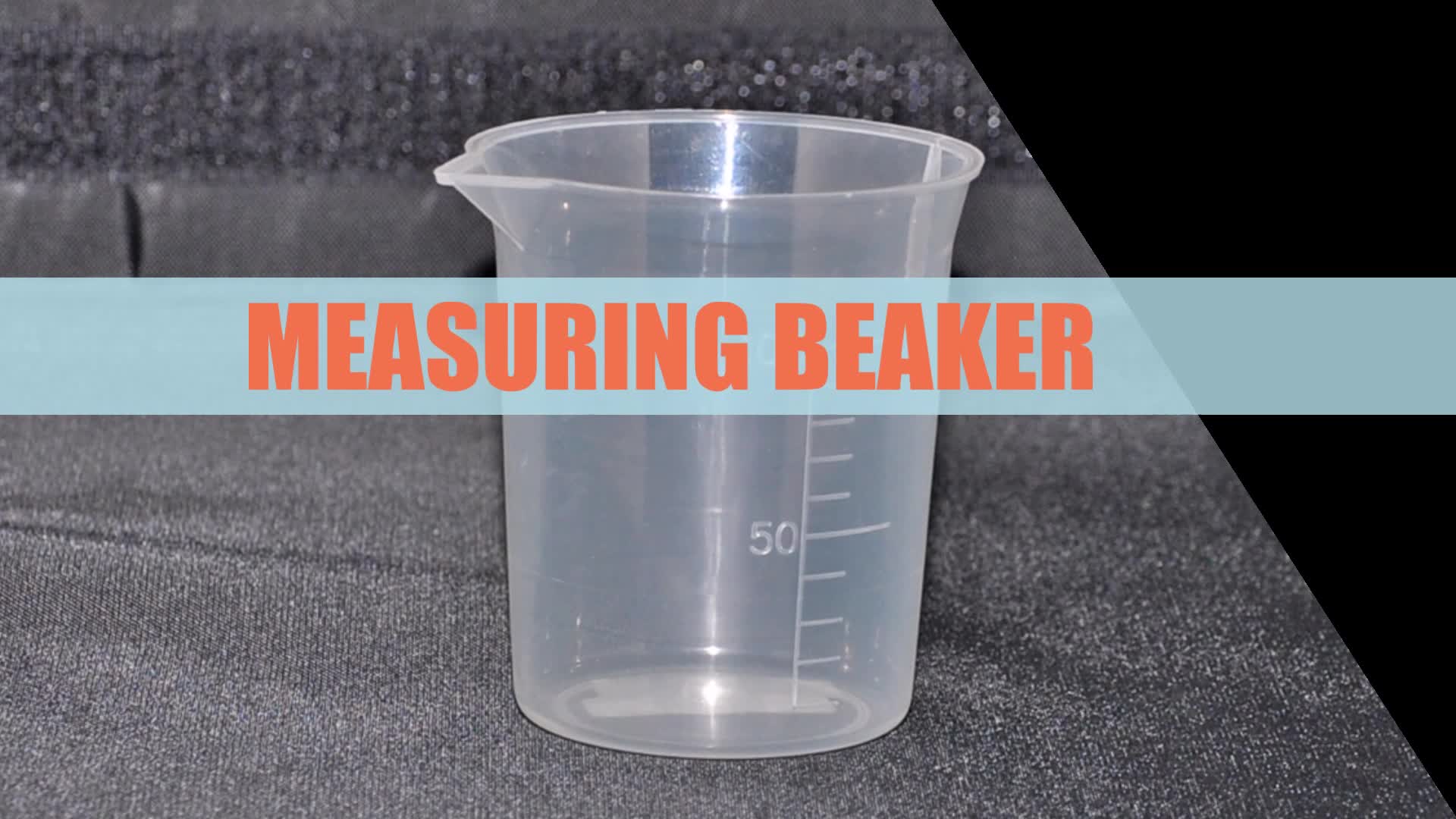 мерный стакан с водой. мерный стакан 300 мл. 300 миллилитров молока. как выглядит 300 мл. мензурка стеклянная 250 мл.