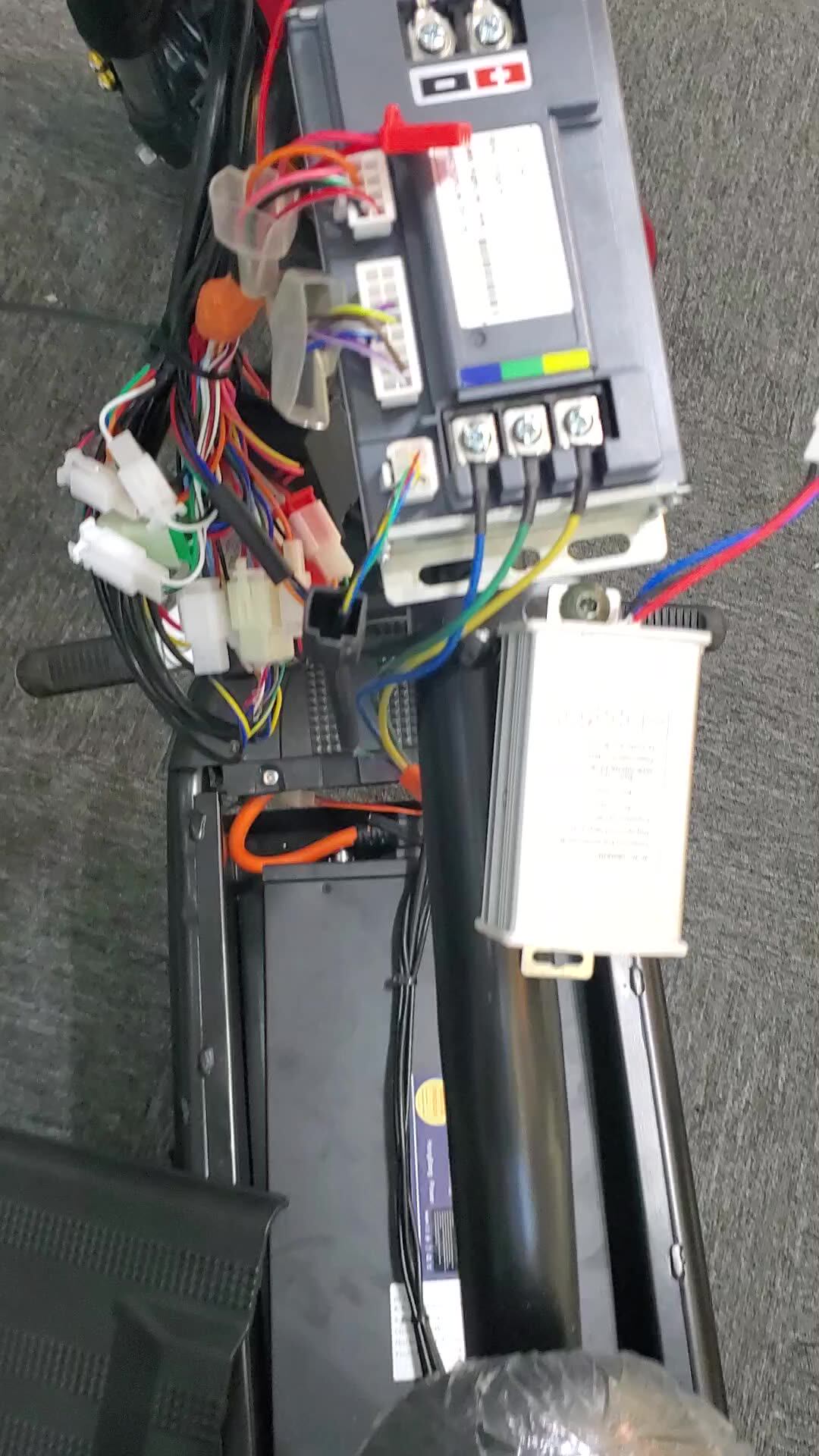 2000watts 60v Electric Scooter Long Mileage Two Wheel Electric