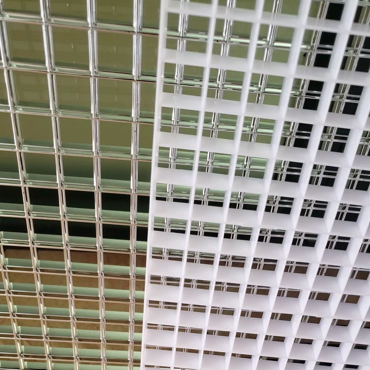 White Plastic Egg Crate Aquariums Fish Tanks Divider,Black Eggcrate