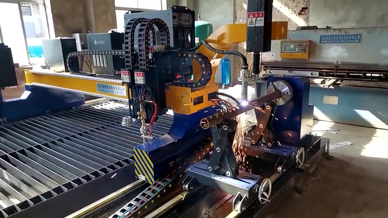 Giàn ống di động hoàn toàn tự động tích hợp đường giao nhau plasma CNC ống thép ống vát máy cắt ống vuông máy khắc laser gỗ Máy cắt laser