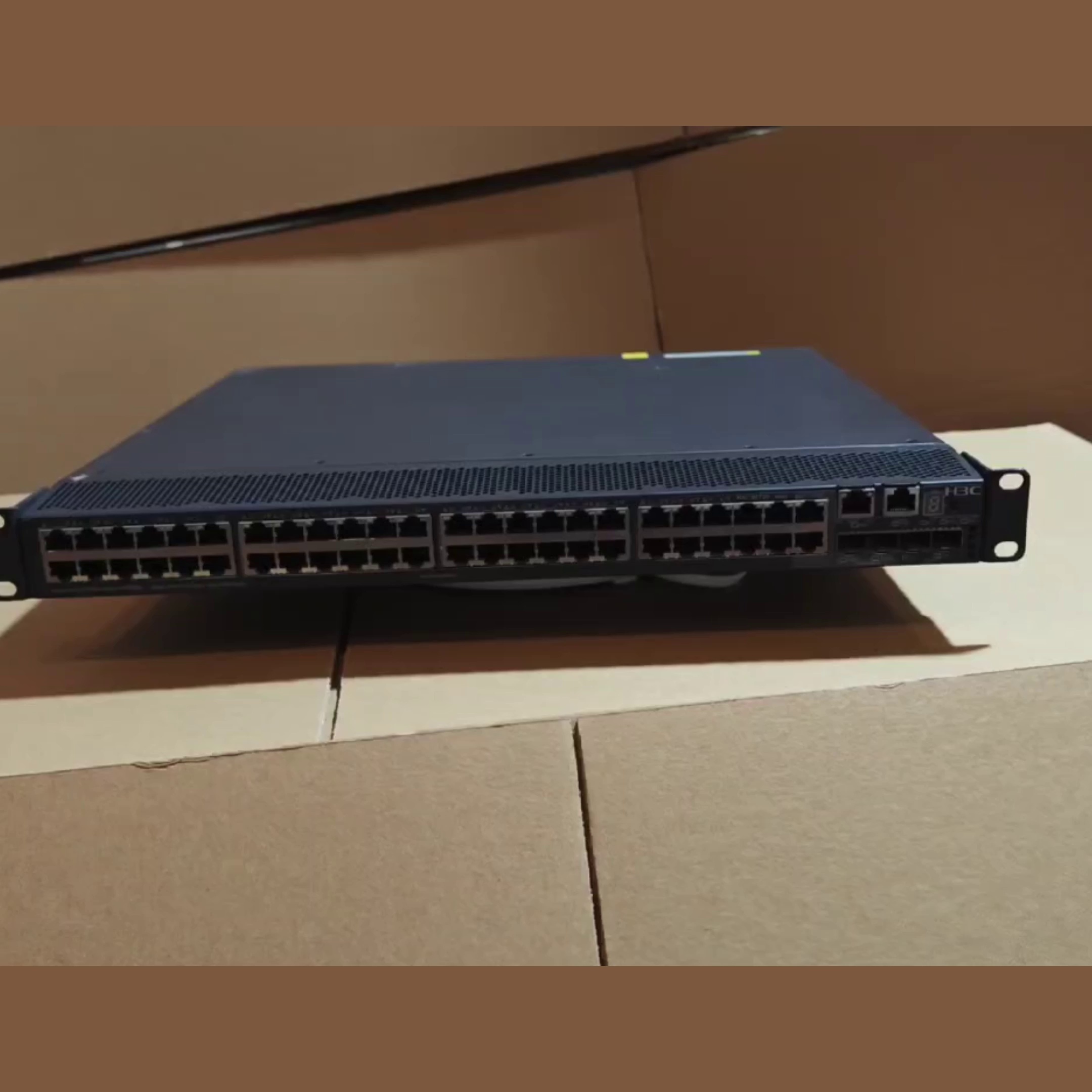 leaf接入交换机末了有多牛。一文看懂网络系统新趋势。