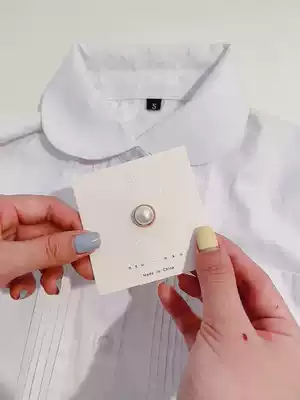 No trace, anti-light exposure, magnetic buckle, no clothes, blouse, chiffon button, no hole, Pearl artifact, brooch