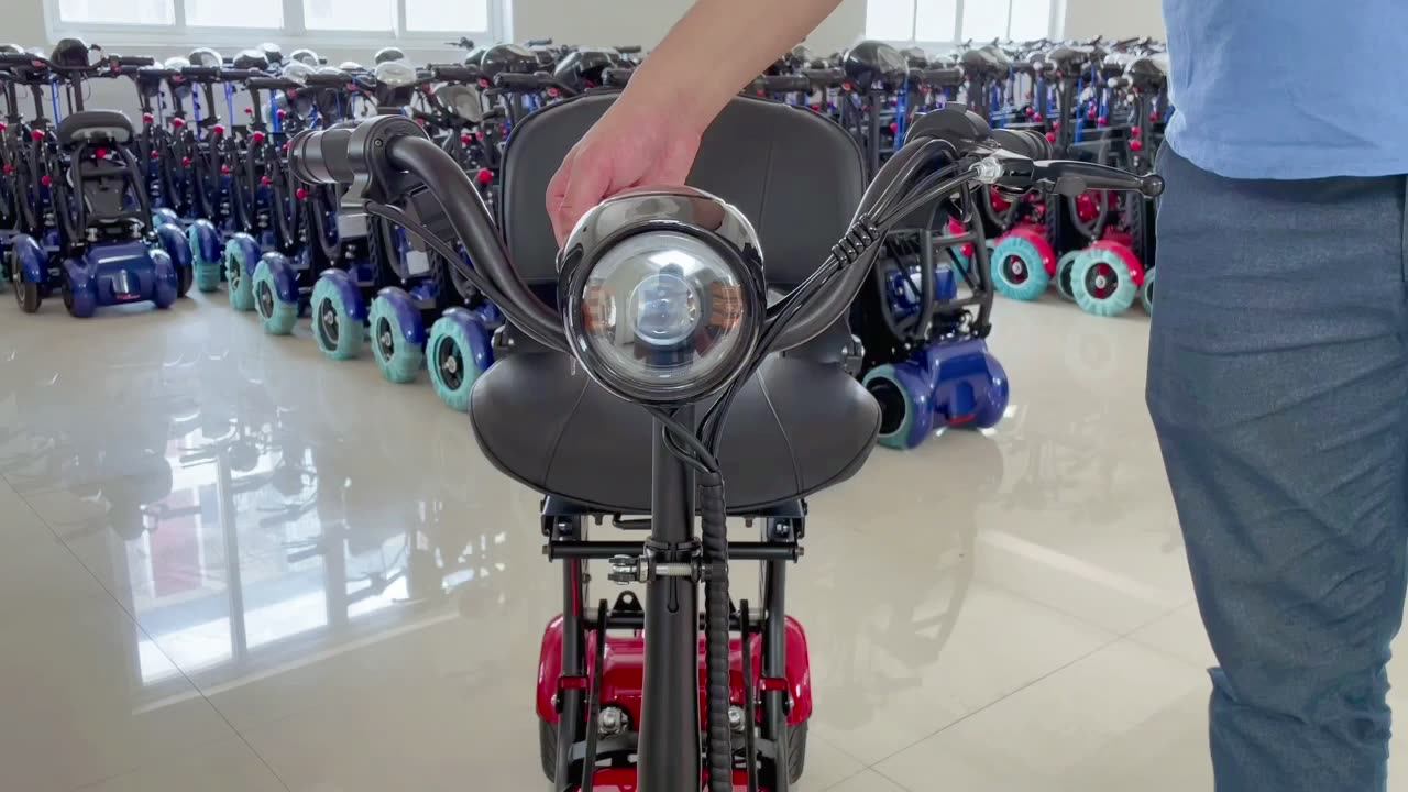 Enclosed Moped Electric Scooter With Seat 2021 500w China Finance Cheap