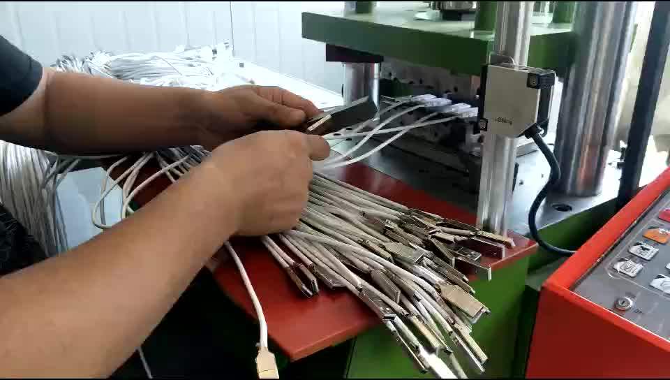 Mini Cable And Plug Plastic Vertical Injection Molding Machine In India