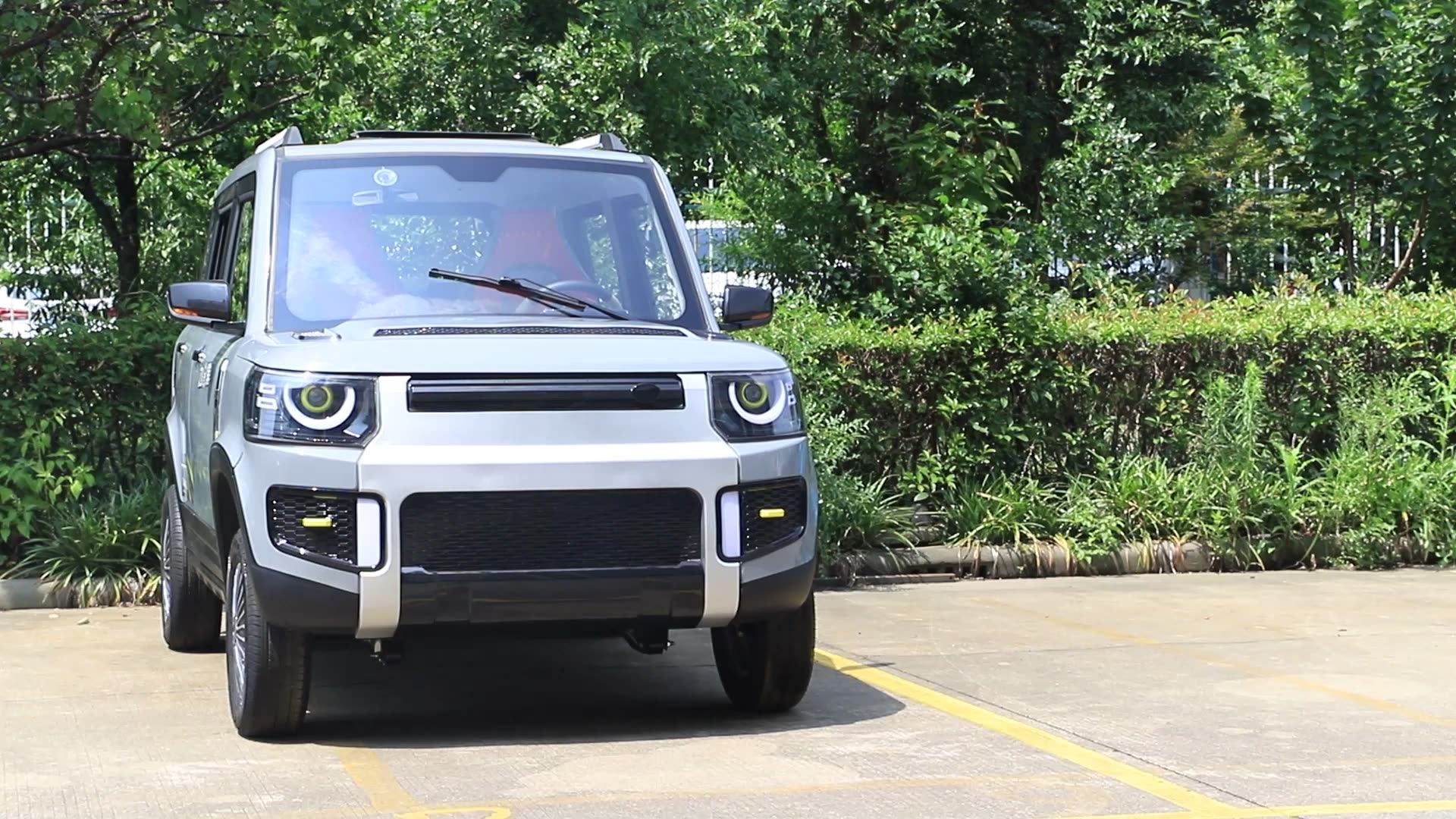 Changli 5 Doors Mini Smart Electric Solar Car Professional Cheap 4