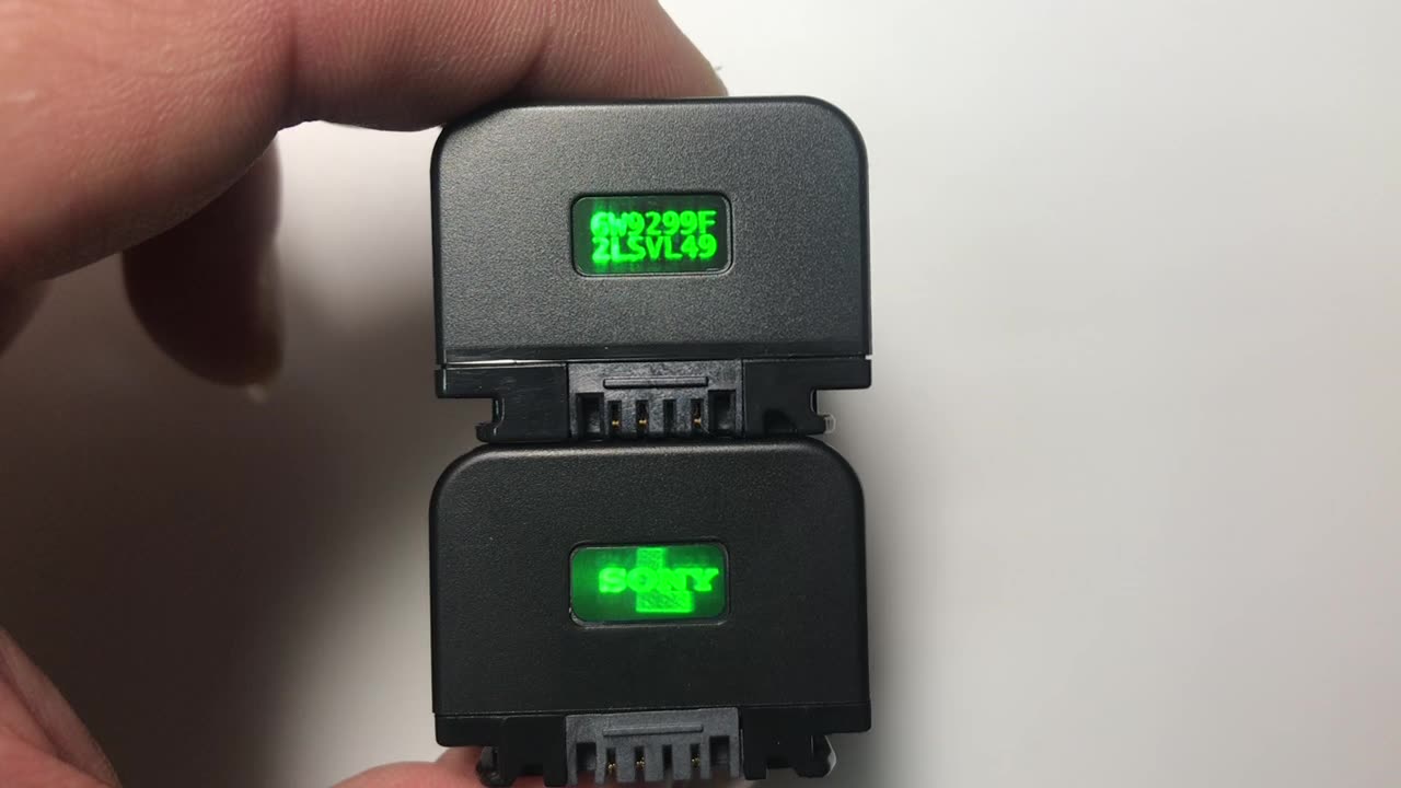 索尼摄诸例如机原装电池大测评XR350/XR500/XR520/XR550/XR260一切架构适配、续航王者竟是它。