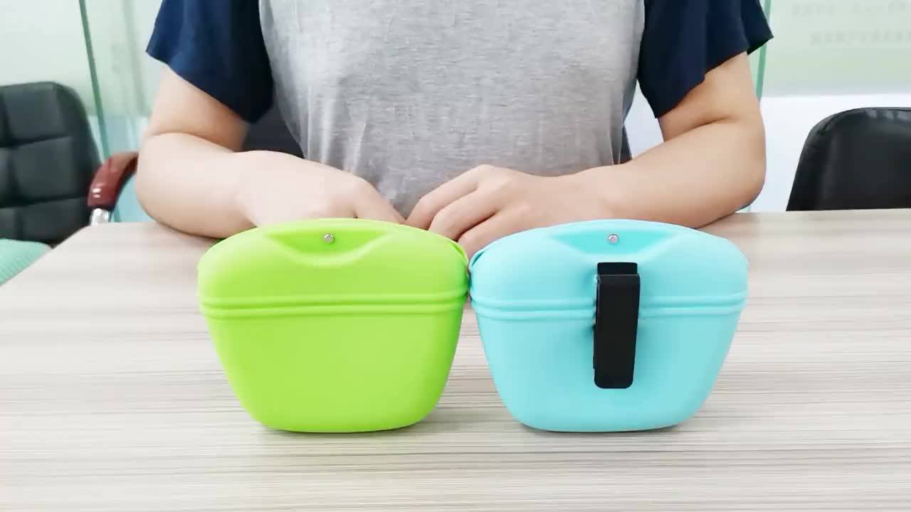 Silicone Pet Treat Pouch,Silicone Dog Training Bag Portable Snack Bags