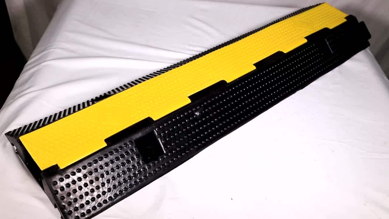 25*14mm Size 1 Channel Underground Floor Protection Rubber Cable