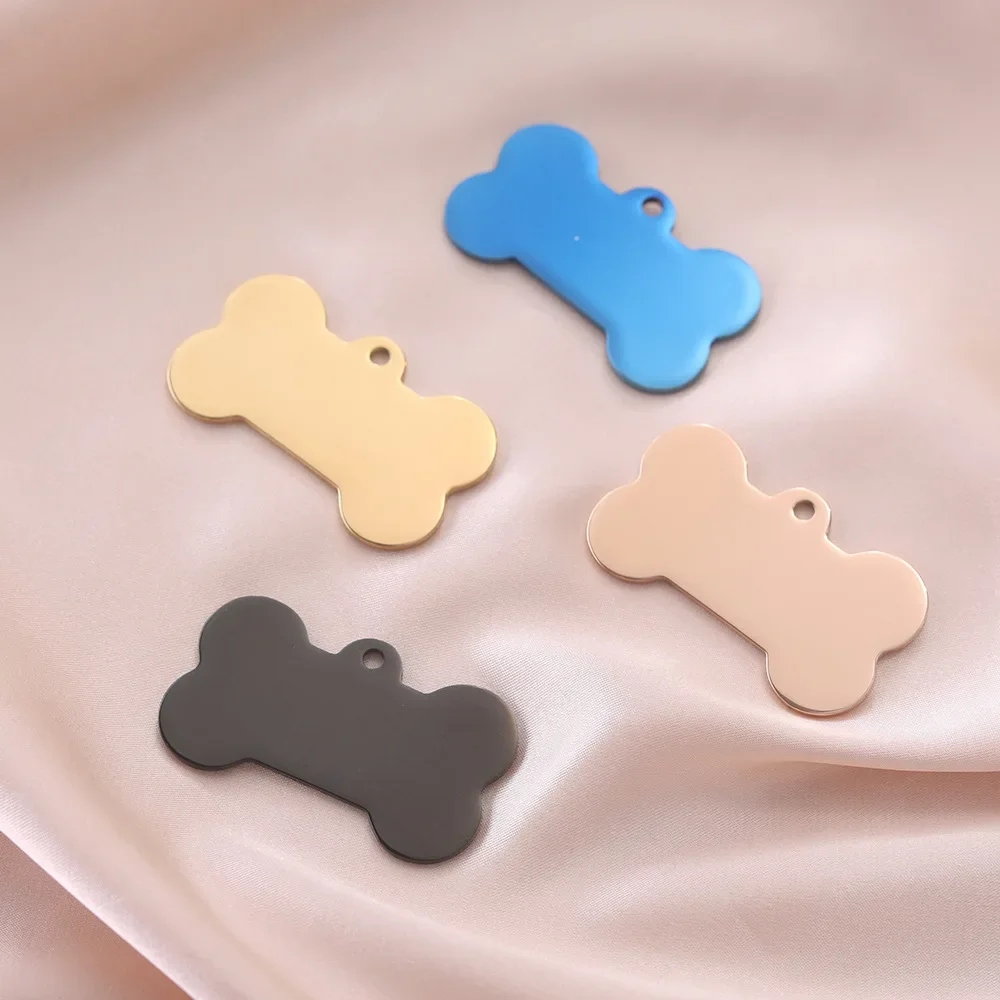 Cats and dogs stainless steel dog tags anti-lost dog pendant bone brand cat and dog accessories can be laser lettering factory direct sales