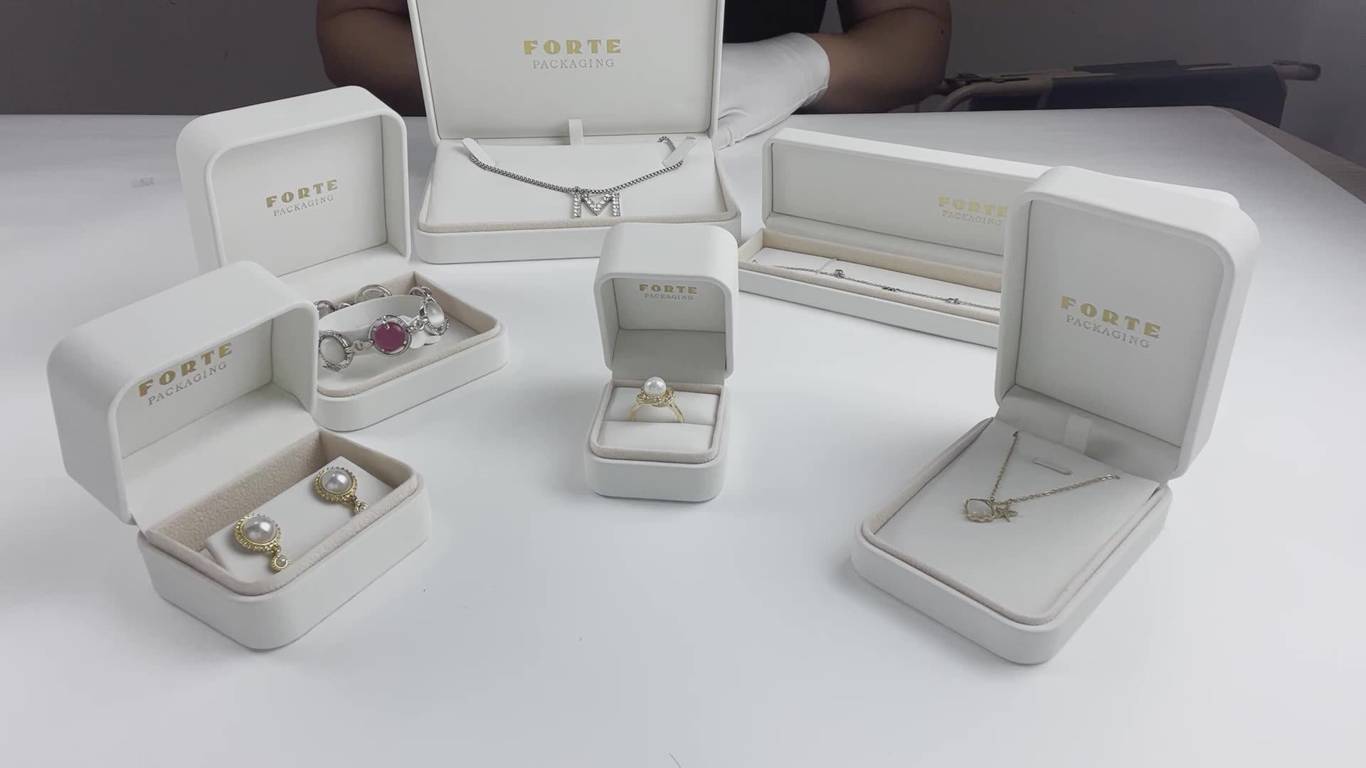 Forte Wholesale White Leather Jewelry Packaging Wedding Ring Boxes