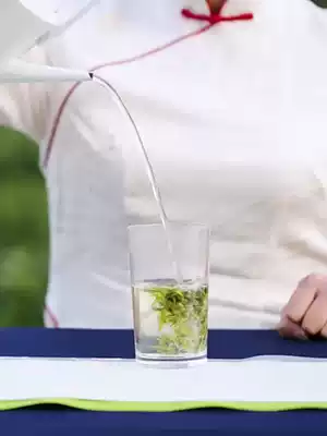 The second half-price Yifutang 2021 new tea Hangzhou Longjing tea before the rain green tea reliable spring tea 250g bulk