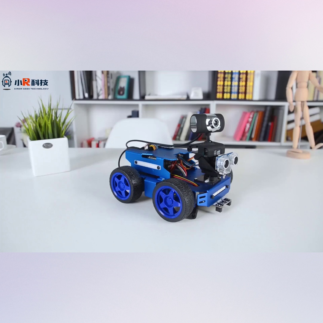 这个小车可以够自己认路。学生党真可用它学懂AI？