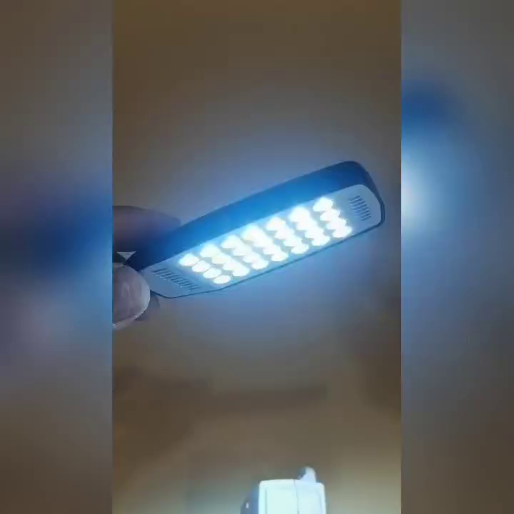 充电宝还能够够当小夜灯？这个届途径人实刚刚卷出新高度了？