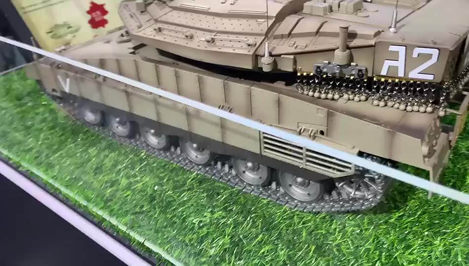 TOUCAN RC Panzer 1:16 Sowjetischer KV-1 – Ferngesteuert Mit Infrarot-Kampf, BB-Shooting, Rauch-Effekt, 2.4 GHz