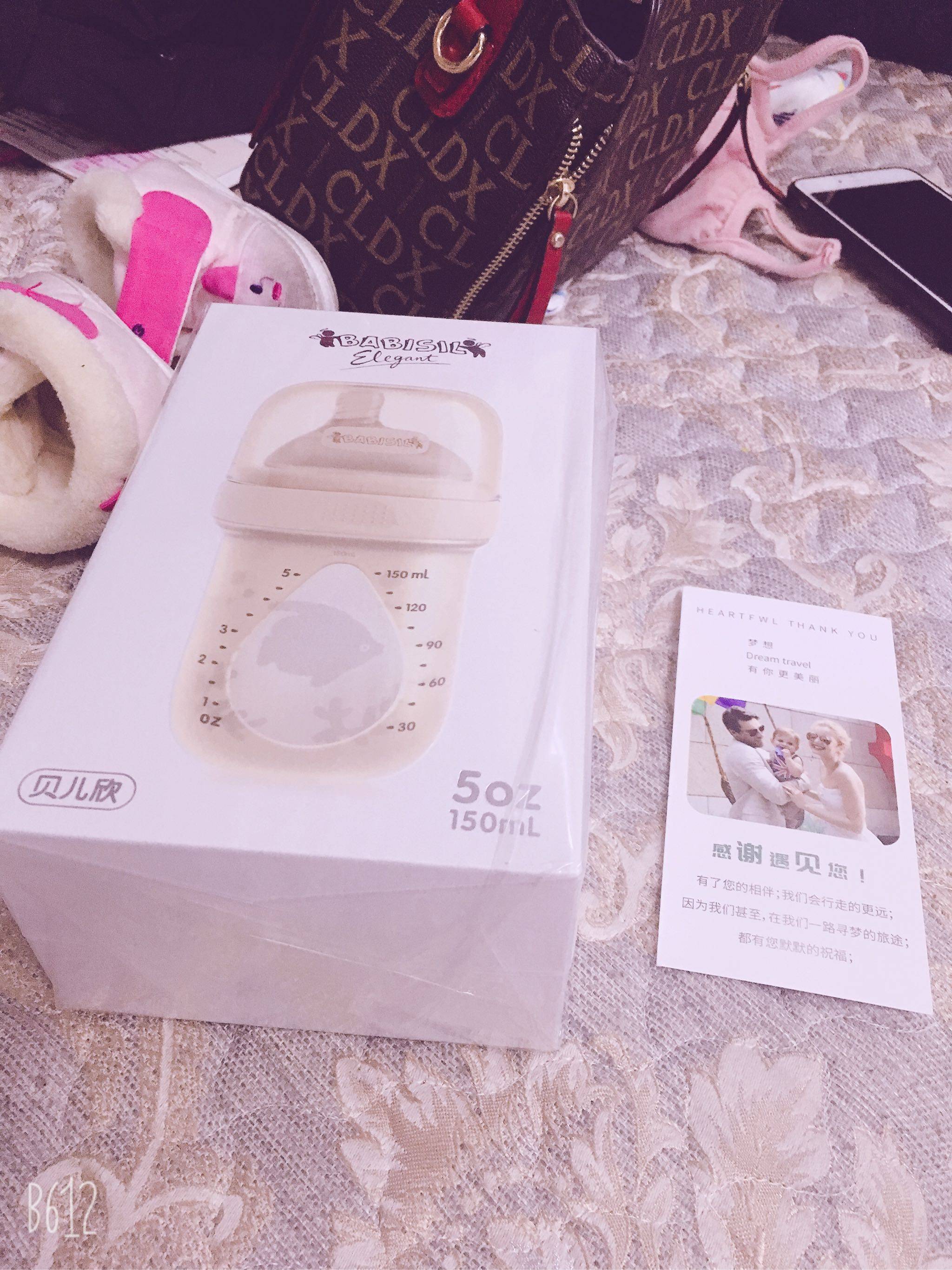 智能防胀气硅胶内胆奶瓶么样到底好不好可以通用吗，两款产品使用评测_搜券