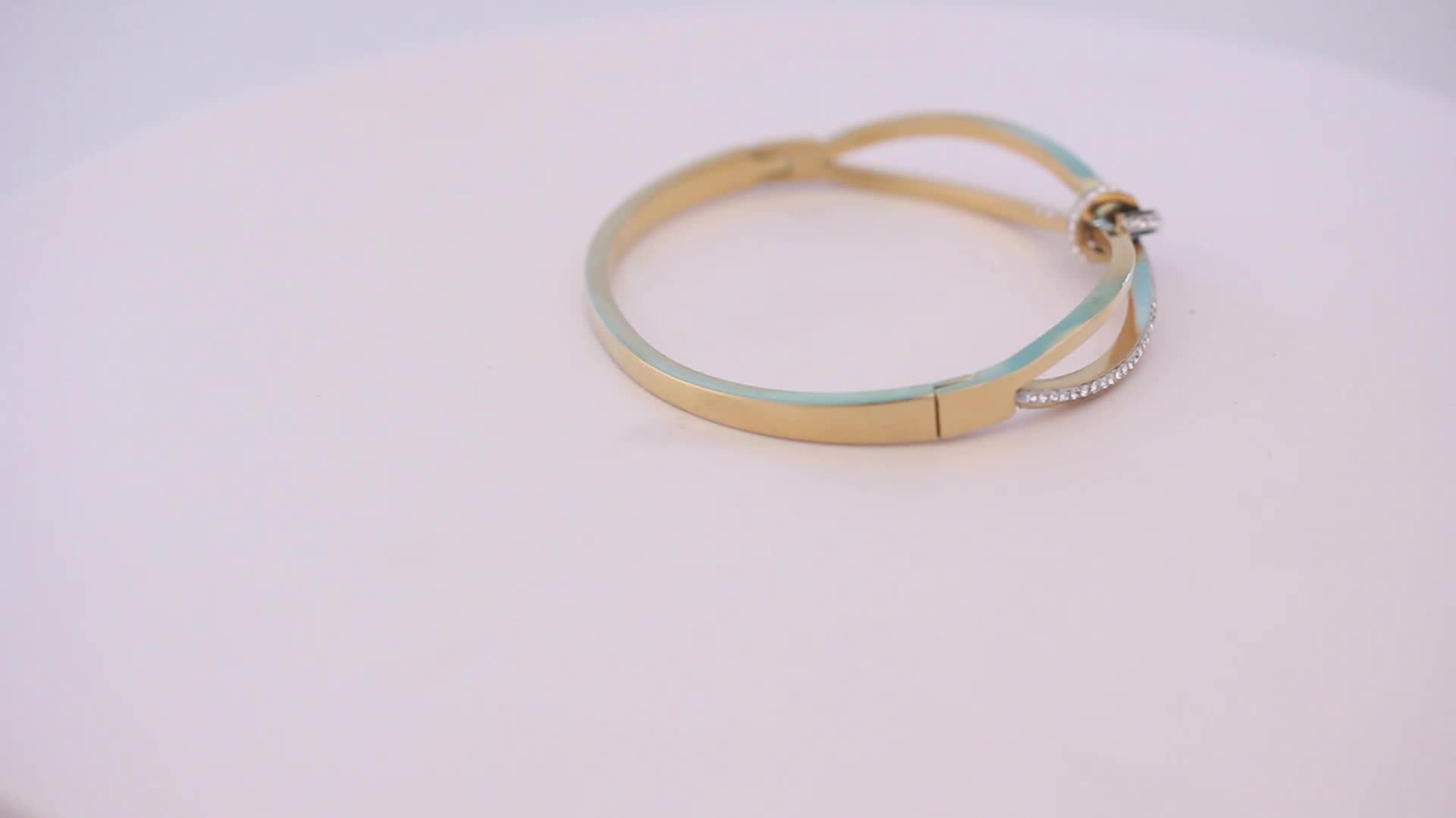 Luxury Steel Engraved Dubai 18k Gold Bangle Austrian Crystal Knot Cuff