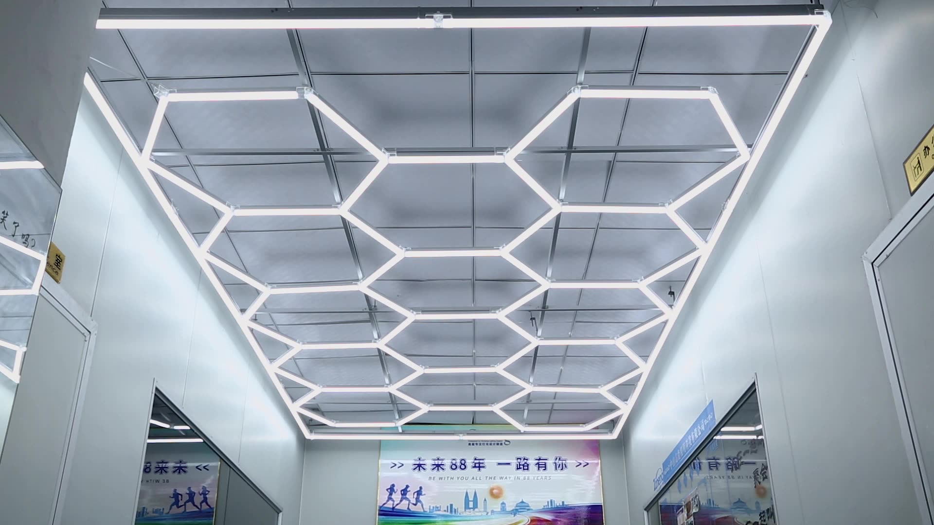 Best Selling Good Quality Garage Lamp Zt1048 Car Detailing Lighting Car