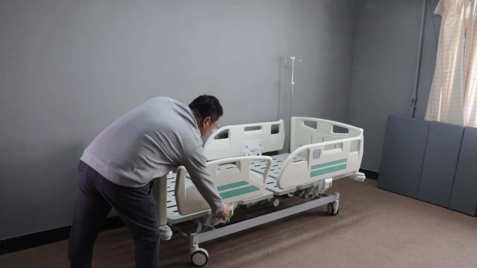 Orpbe51n Medical Electric Bed Icu Room Children Hospital Beds 5