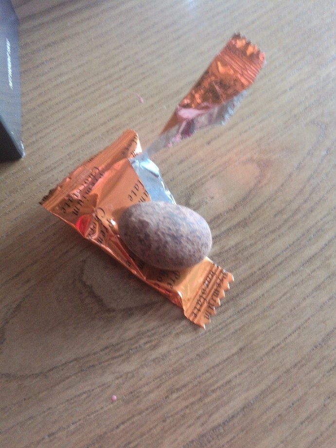 马来西亚进口提拉米苏巧克力怎么样，是什么牌子_搜券