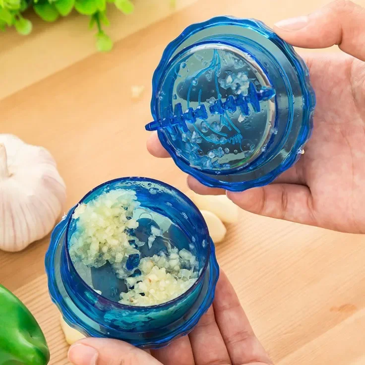 Simple grinding garlic mash box multi-use pressure garlic twist garlic box manual garlic mash garlic machine hand twist garlic box wholesale generation