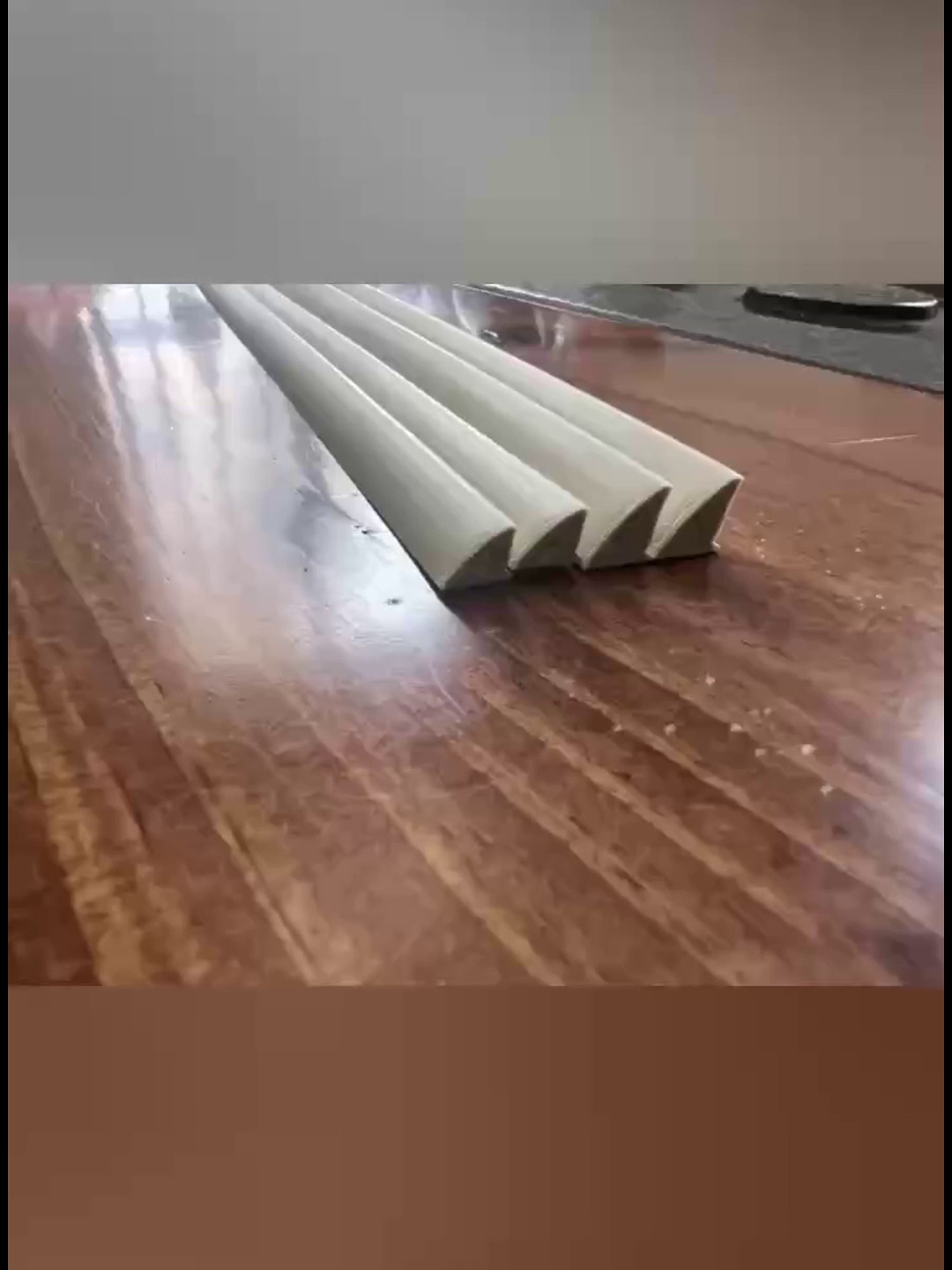 7块钱的胶条、竟让我的纸箱压痕零毛边。学生党真能够闭眼入。