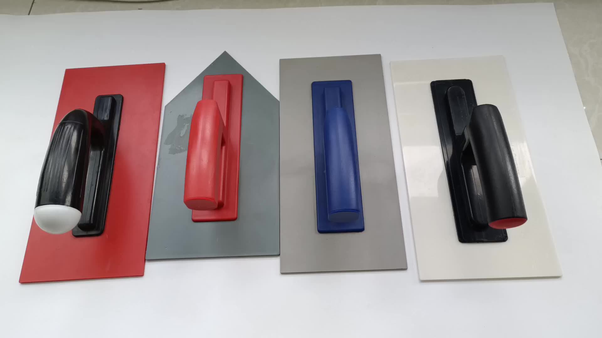 Venezianische Kelle Aus Edelstahl - Professionelle Baukelle Mit Holzgriff