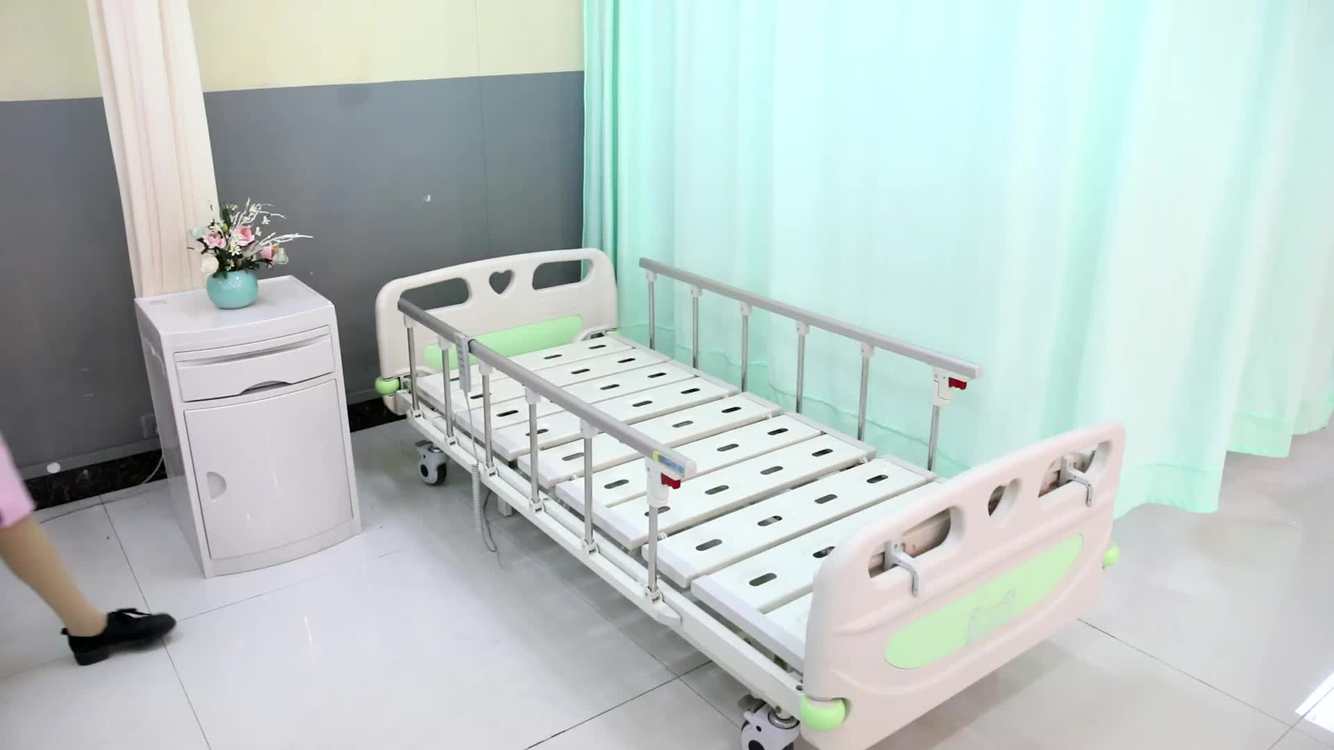 High Quality Hospital Electric Medical Bed Nursing Patient Hospital Bed