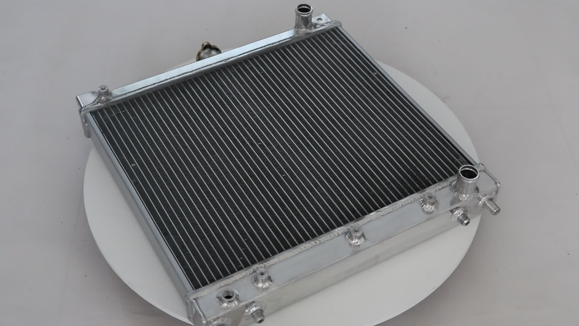 Гоночный радиатор. Ford thunderbird радиатор. Гоночный радиатор. Радиатор фольксваген гольф 6. Радиатор 161qmk.