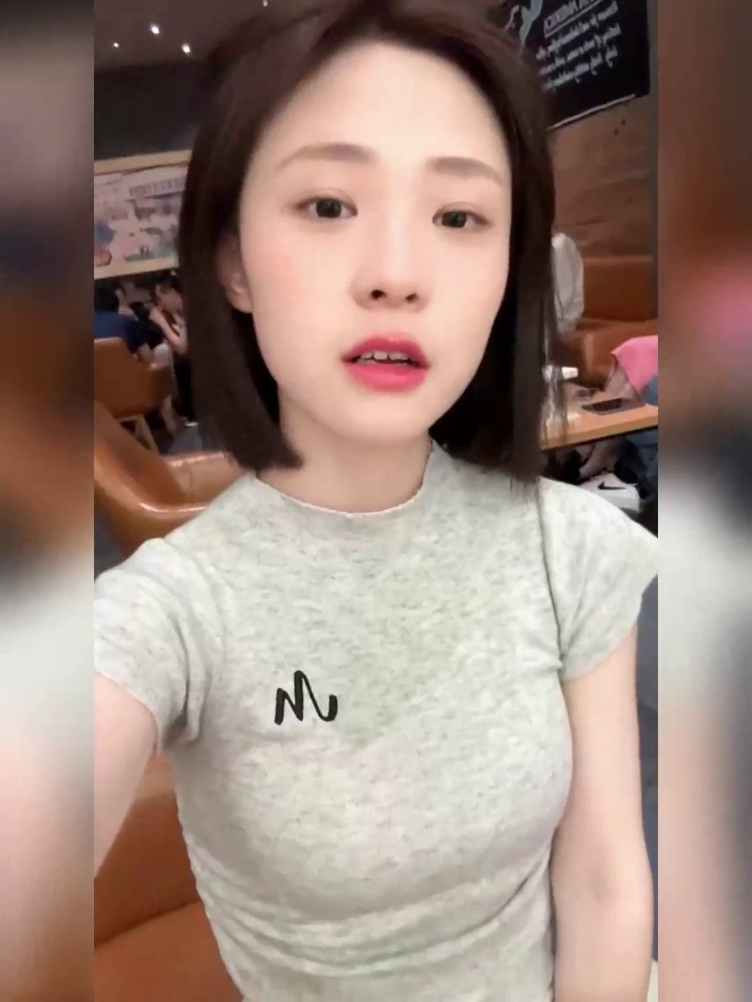 这么多年来，我一直很喜欢布兰妮短发的样子😍 : r/BritneySpears, image size:1080x1440