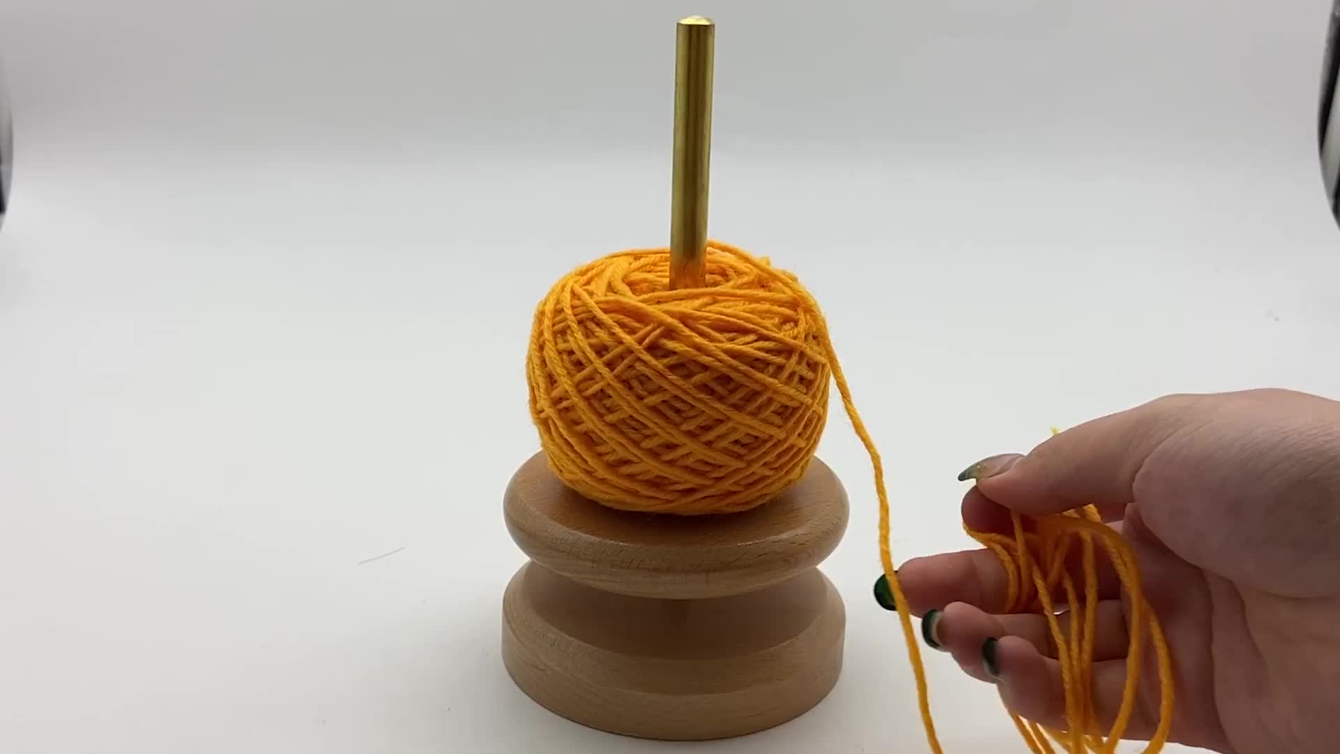 Yarn Dispenser Bobbin Cone Spool Storage Stand Spinning Yarn Holder