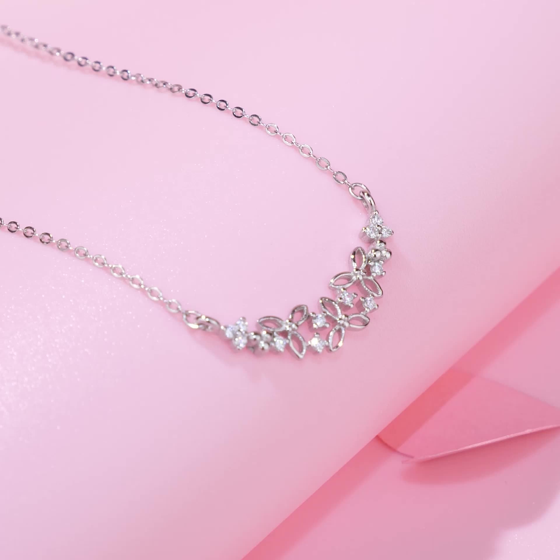 アクセサリー cheri_chanman シルバー925 高見え キラキラ 四芒星 チャーム ネックレス スタリング