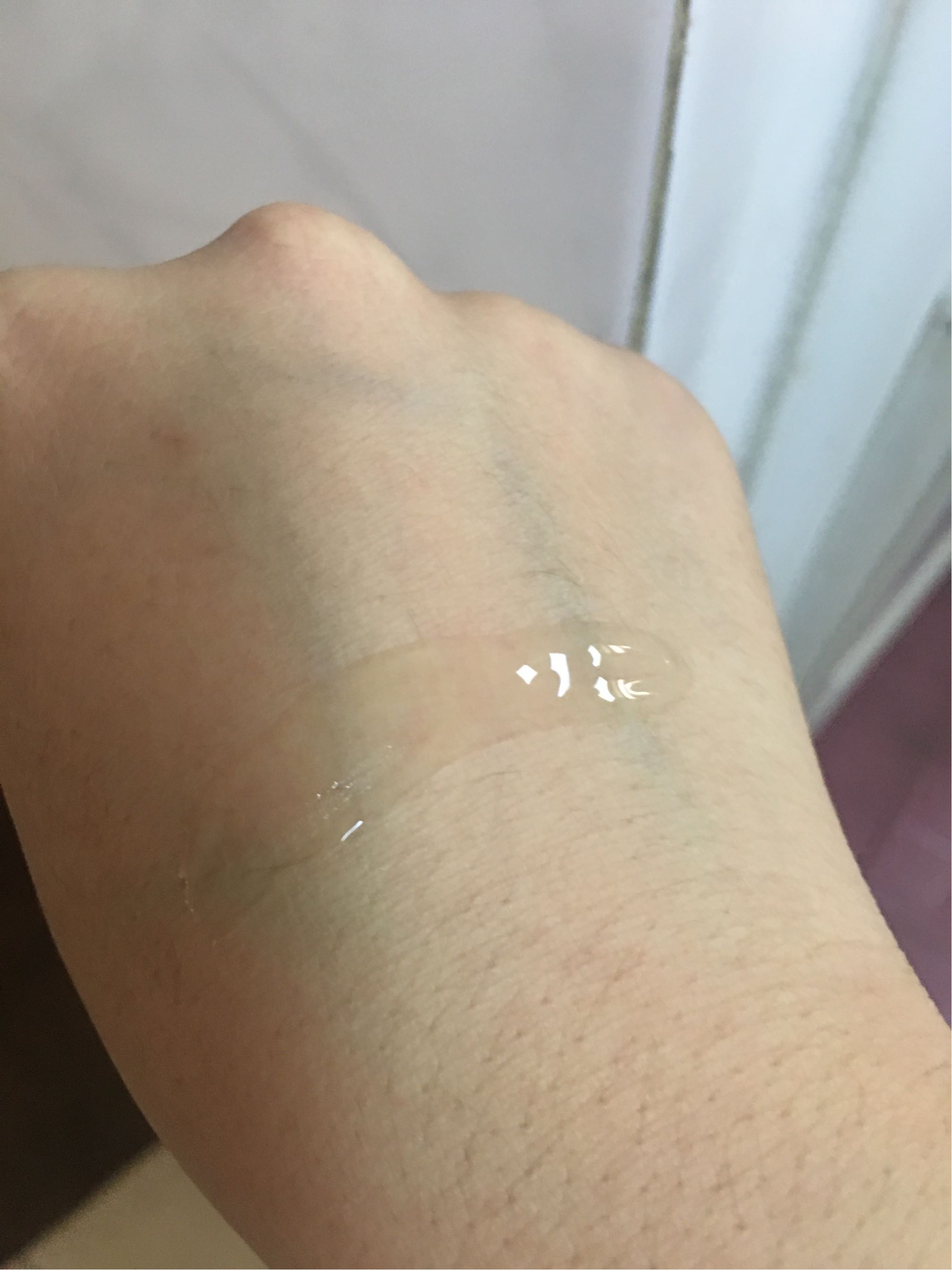 佰草集水凝悦泽精华液