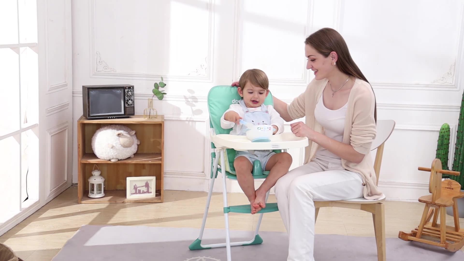 2020 Plastic Portable Multifunction Adjustable Eating Baby Table Chair