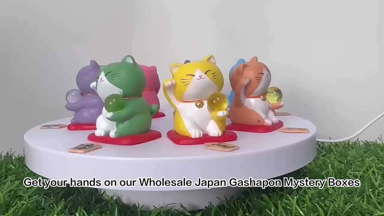 Wholesale Japan Gashapon Mystery Boxes Custom Maneki Neko Figurine Fortune Cats Figures Capsule