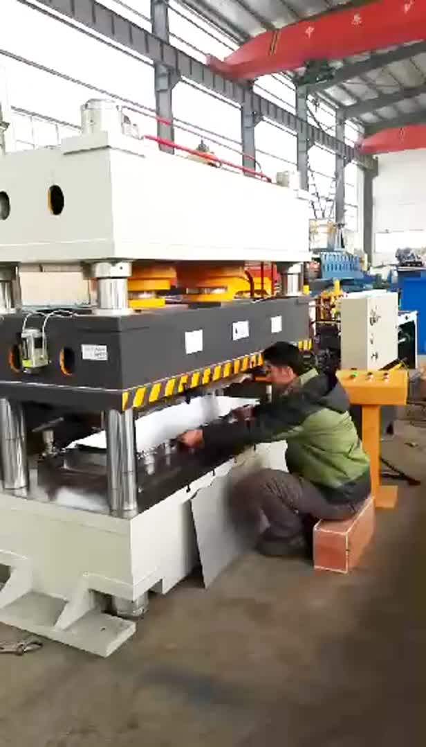 300 Ton 4 Post Hydraulic Deep Drawing Press 3d Wall Panel Machines