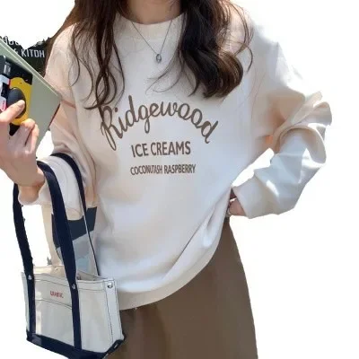 A unisex American vintage origami-style long-sleeved padded hoodie for autumn, loose and versatile, with a minimalist and unique design.