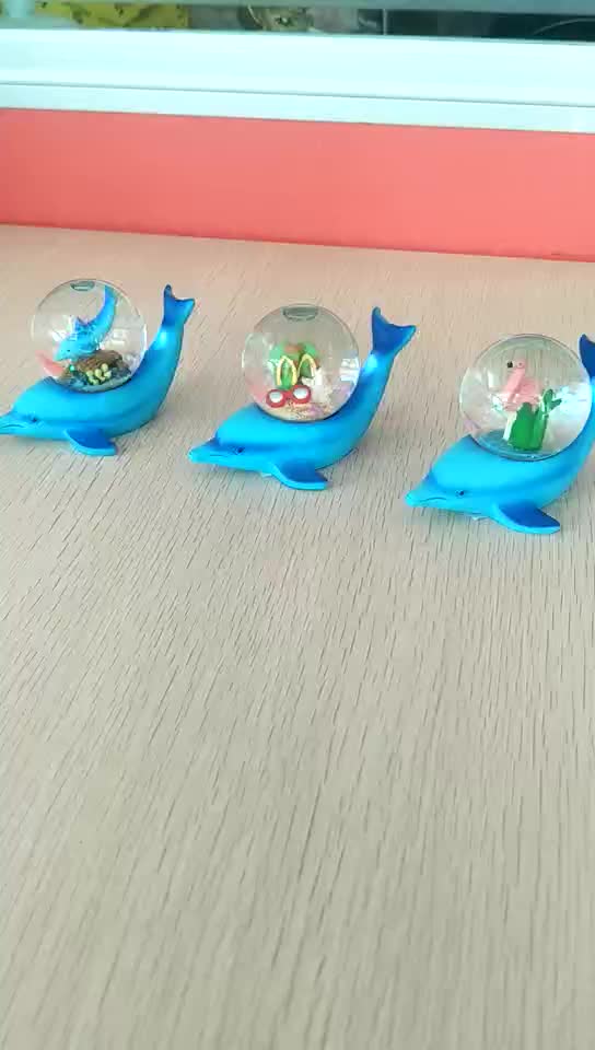 Custom Dubai Souvenirs Resin Camel Snow Globe Buy Dubai Snow Globe Camel Snow Globe Dubai Souvenirs Product On Alibaba Com