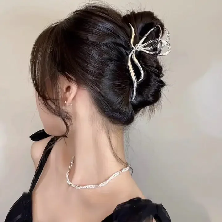 Cold and indifferent metal hair clip with a high-end and stylish vibe, women's hair clip for the back of the head, shark clip, popular hair accessory