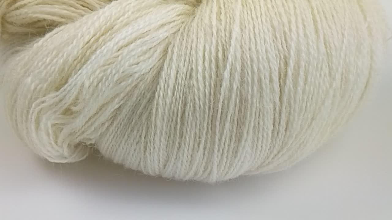 Hank Ring Spun Yarn Custom Packages Good Evenness Soft Touched Wool