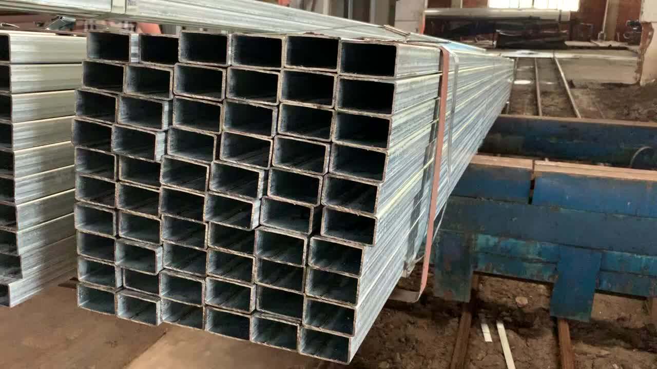 St44/st52/st45 Stock Sizes Square Pipe 700mm Steel Pipe Hot Selling