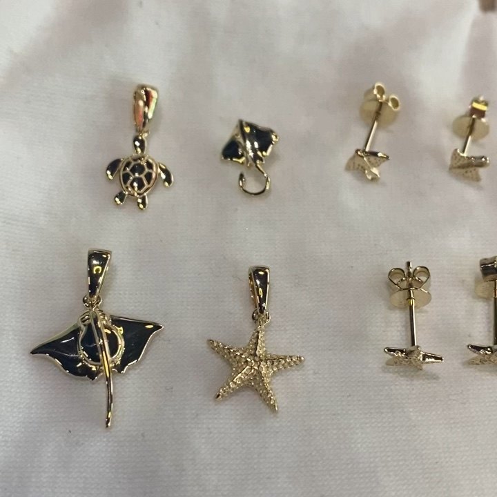 925 Sterling Silver Stingray Jewelry with Larimar Pendant