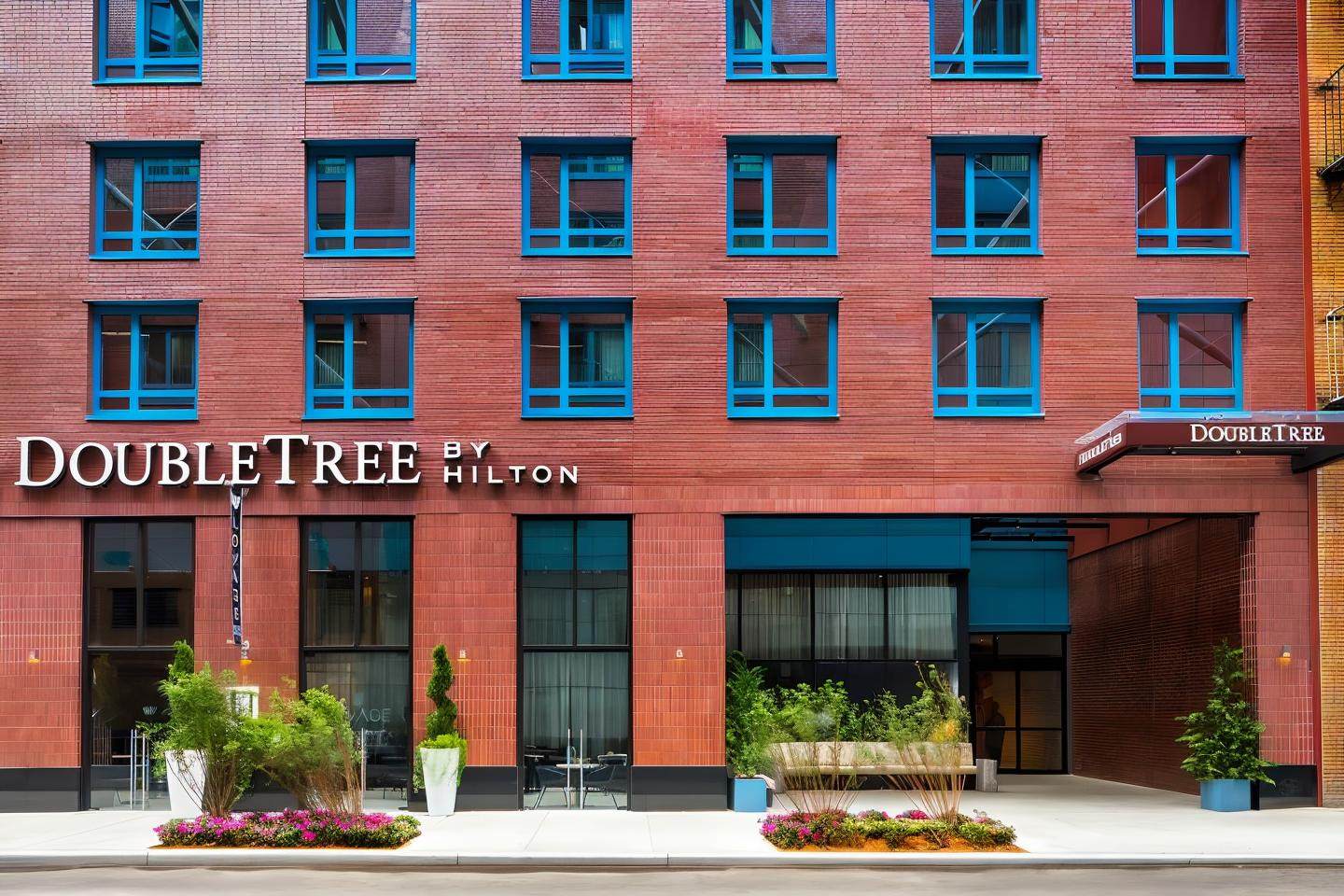 纽约时代广场西希尔顿逸林酒店城景甄选特大床房