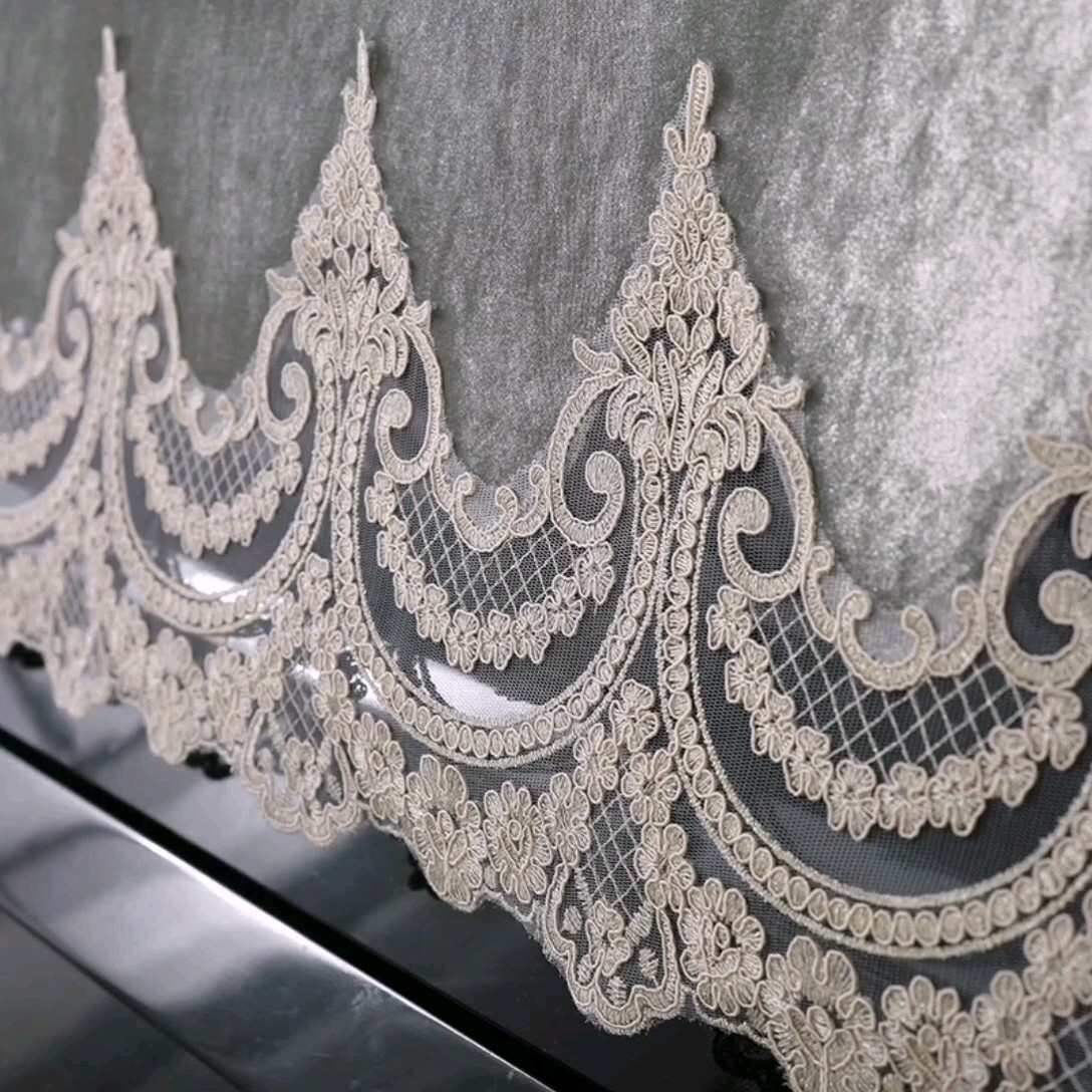 Wholesale Beautiful Velvet Table Cloth With Mesh Lace White Luxury