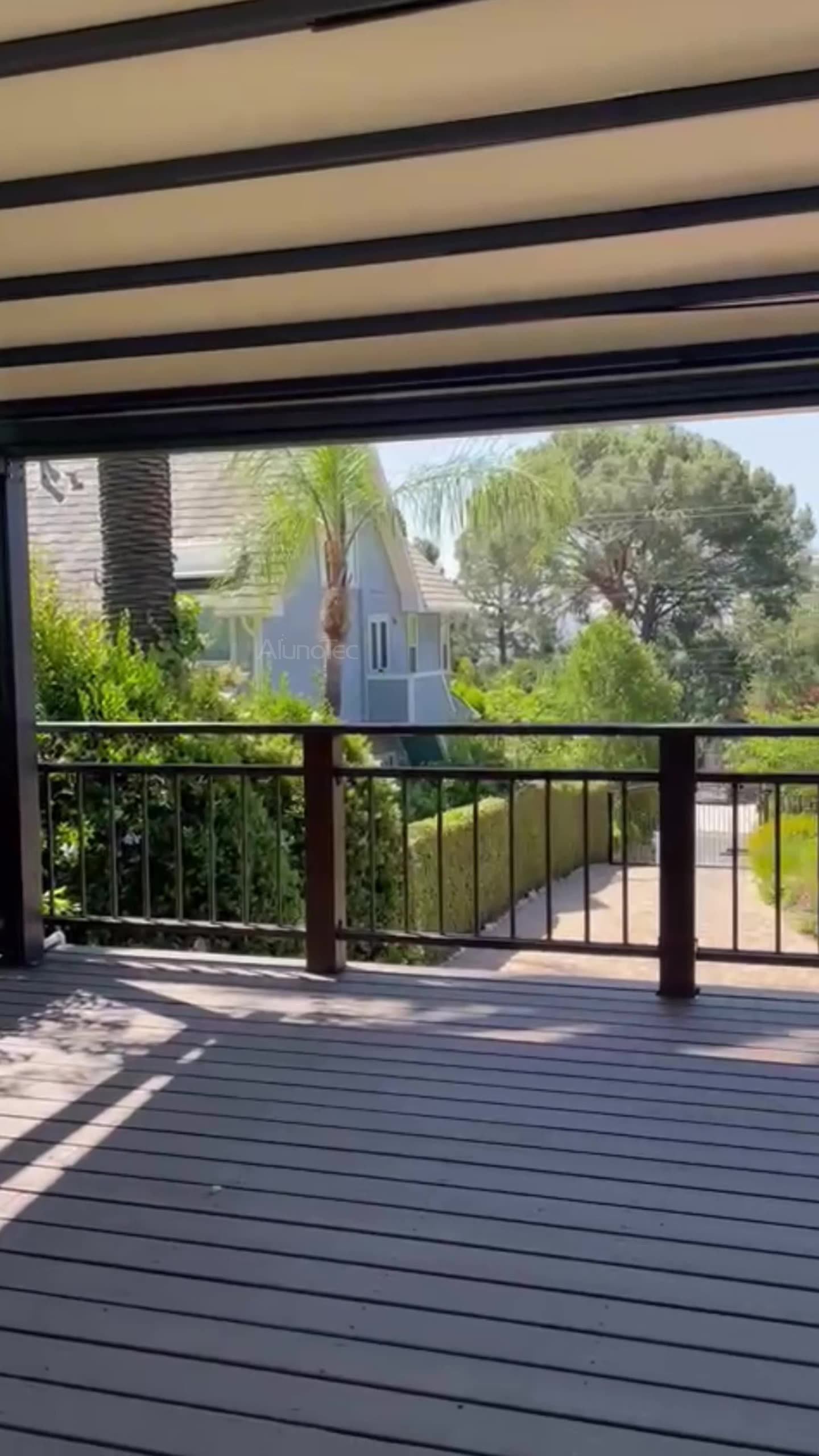 Alunotec Wholesale Outdoor Awnings Adjustable Opening Patio Roof Remote