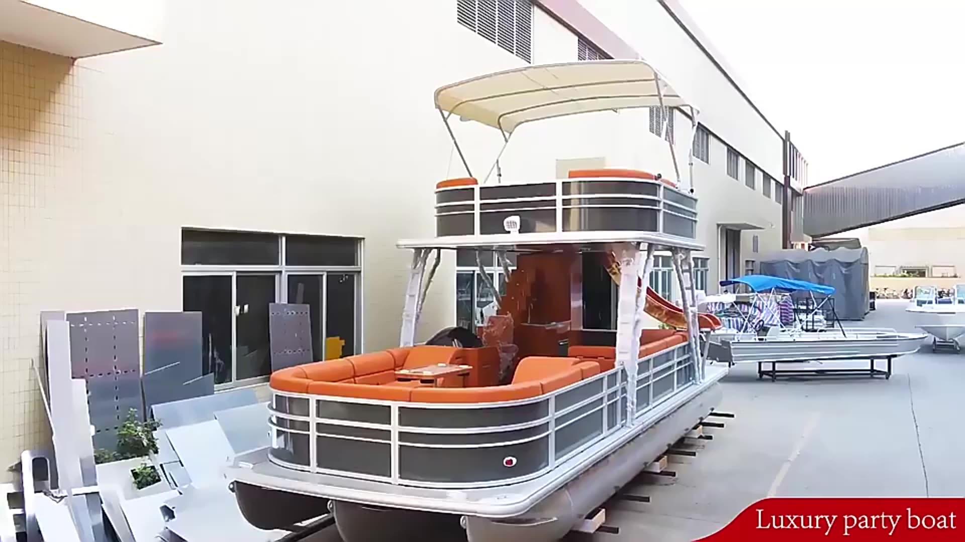 Recreational Brand New High Performance Fiberglass Expanding Pontoon