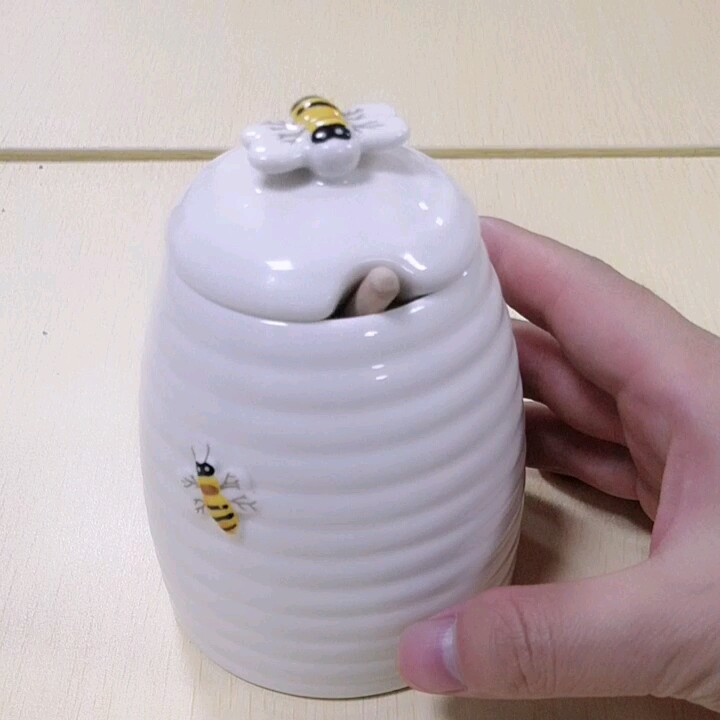かわいい蜂のデザインの陶器製ハニーポット（ディッパーと蓋付き）卸売