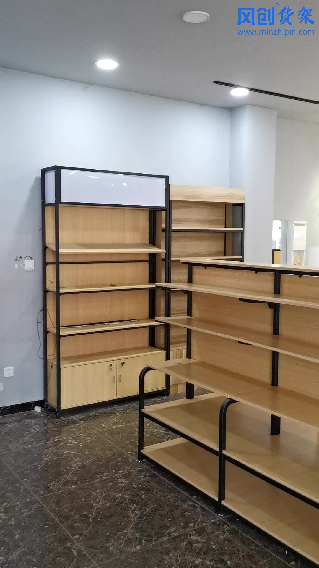 Customized Shopping Mall Wall Display Stand Retail Store Furniture For