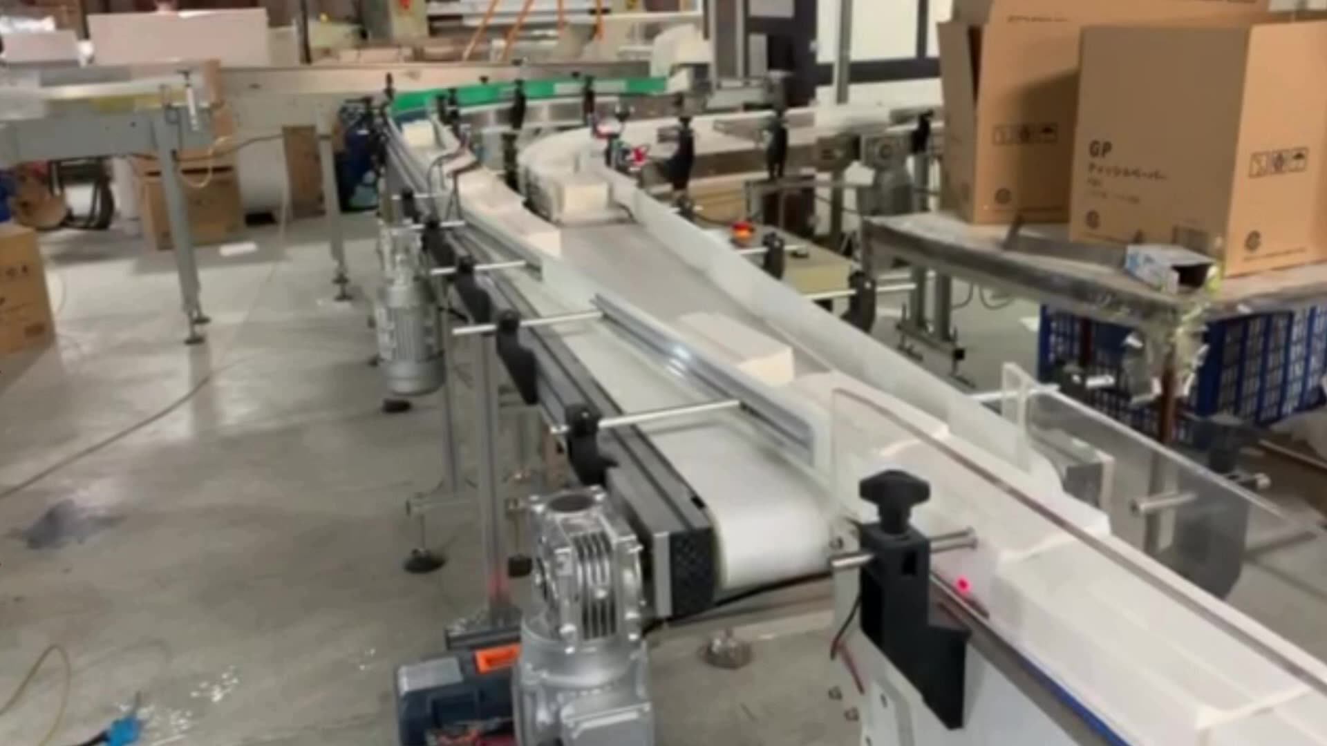 Factory Production Line V Folding Automatic Kleenex Tissue Paper Facial ...